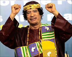 الزعيم الليبي معمر القذافي 