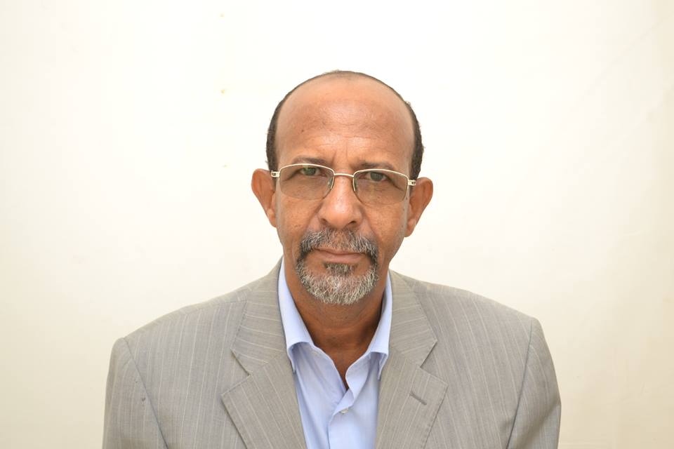 إدومو ولد محمد الأمين / أستاذ في جامعة نواكشوط