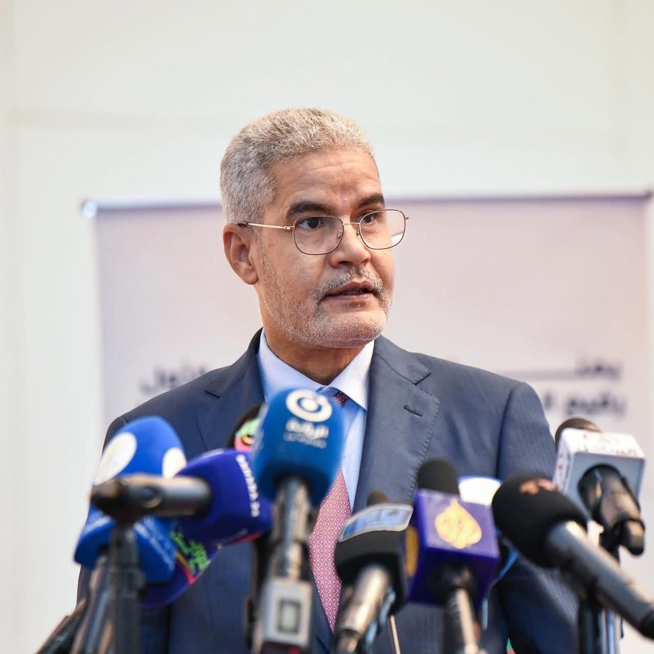 سيدي أحمد أبوه يكتب  .. حتى لا تضيع البوصلة