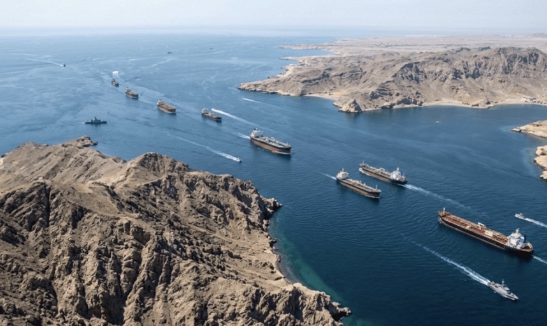 إيران تعلن غلق مضيق هرمز بعد انتهاكات لوقف إطلاق النار